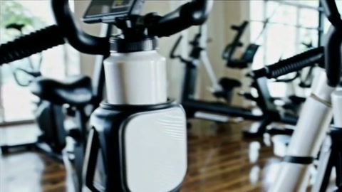 Video 6, shot 6: Ergonomic design